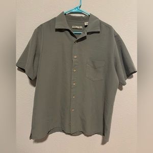 Batik Bay Short Sleeve Relaxed Fit Button Down Shirt Olive Green Size L